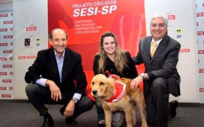 O Projeto Cão-Guia do Sesi-SP visa a inclusão social e profissional das pessoas com deficiência visual.