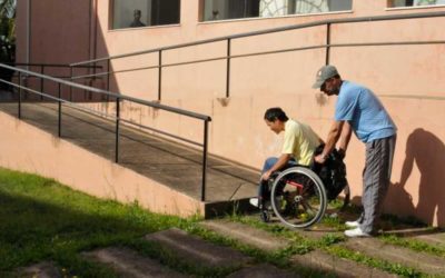 Acessibilidade de pontos turísticos da cidade de Bagé na visão de um cadeirante