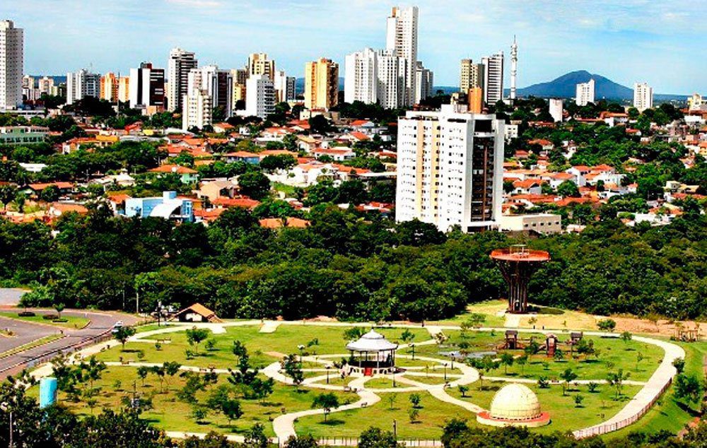 Rampas de acesso na entrada principal do Parque Mãe Bonifácia devem ser reformadas