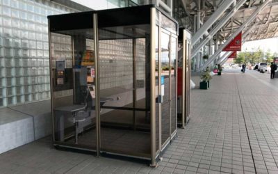 Cabine telefônica acessível no Japão. Respeito e qualidade de um povo.