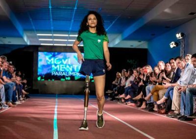 Uniformes do Parapan de Lima. Comitê Paralímpico Brasileiro lança linha própria.