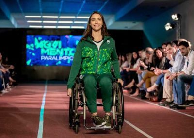 Uniformes do Parapan de Lima. Comitê Paralímpico Brasileiro lança linha própria.