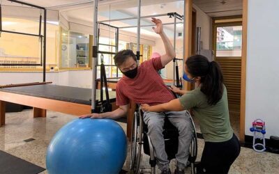 Pilates adaptado para pessoas com deficiência. Aprendendo a ter controle total do seu corpo.