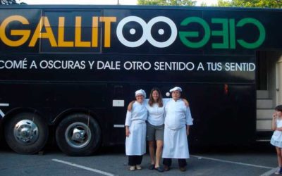 ONG cria ônibus restaurante com cozinheiros cegos na Argentina