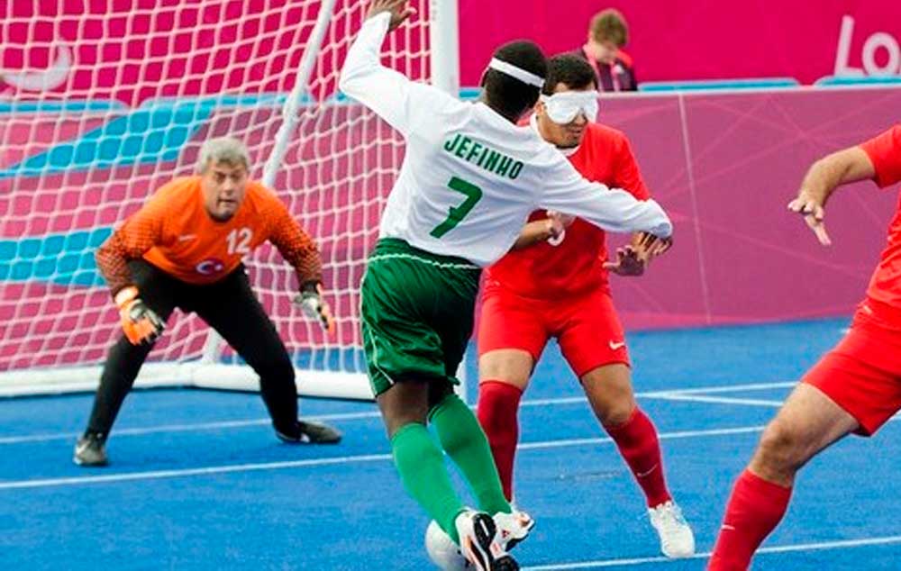 Ala Jefinho da seleção brasileira de futebol de cinco, bicampeão paraolímpico