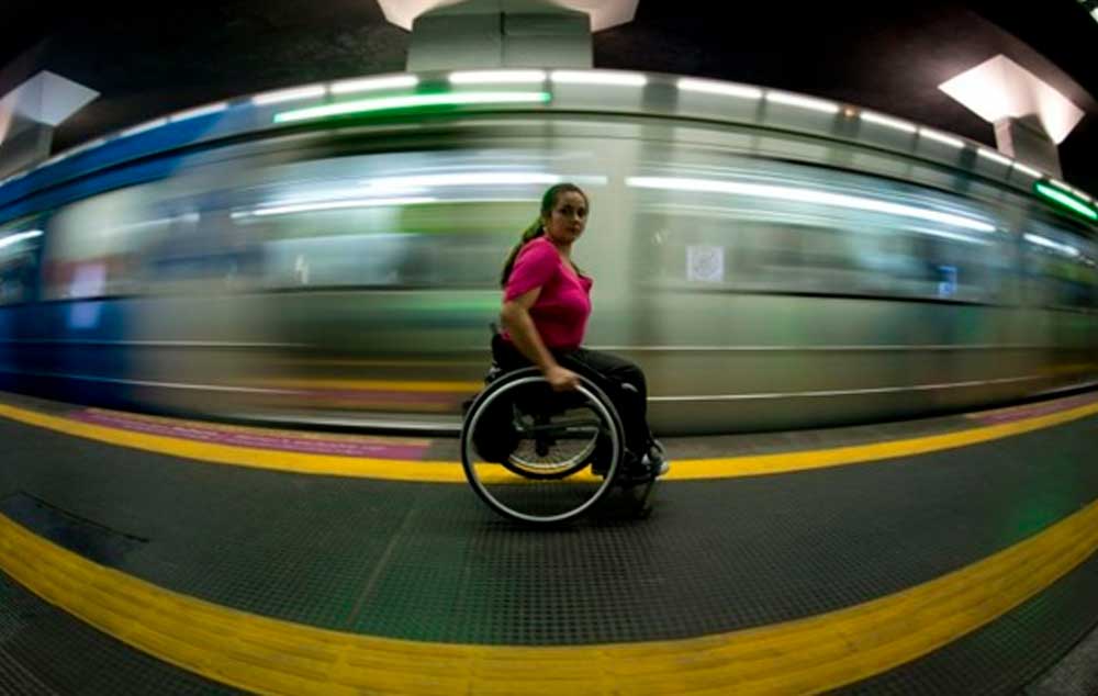 O metrô é um dos únicos lugares no Rio que tem preocupação em facilitar a acessibilidade dos cadeirantes