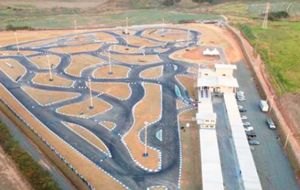 Circuito de pistas do kartódromo internacional de Nova Odessa