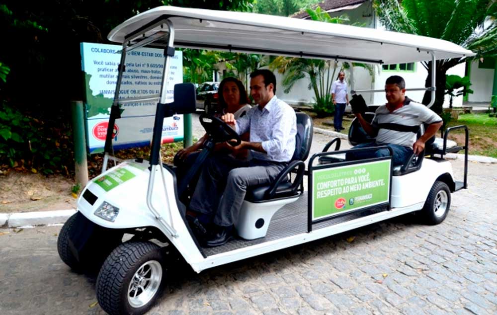 Carros elétricos ajudarão na mobilidade de pessoas com deficiência, gestantes e idosas