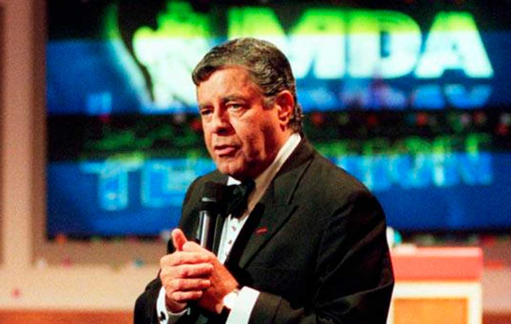 Jerry Lewis criou o Teleton em 1966 nos Estados Unidos