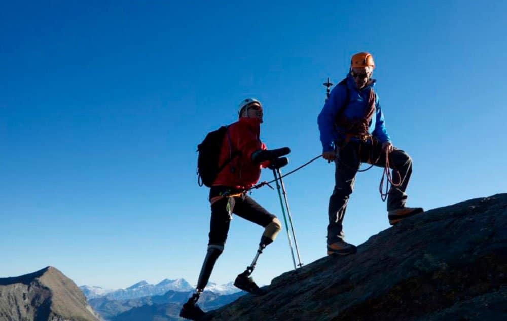 Desafio: Jamie Andrews e Steve Jones, na tentativa de escalar o Matterhorn, em agosto de 2013.