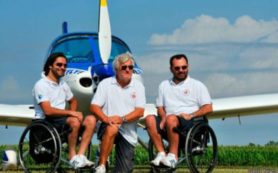 Pilotos paraplégicos formam esquadrilha de acrobacias aéreas na Itália