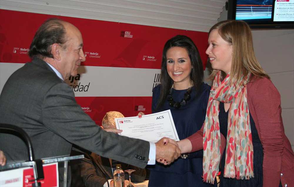 El IX Premio Turismo Accesible están convocados por la Universidad Antonio Nebrija y la Fundación ACS, en el marco del Convenio establecido entre ellas.