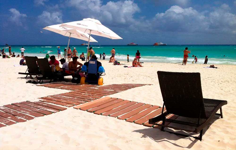 Playa del Carmen en México está preparado para dar cabida a las personas en sillas de ruedas