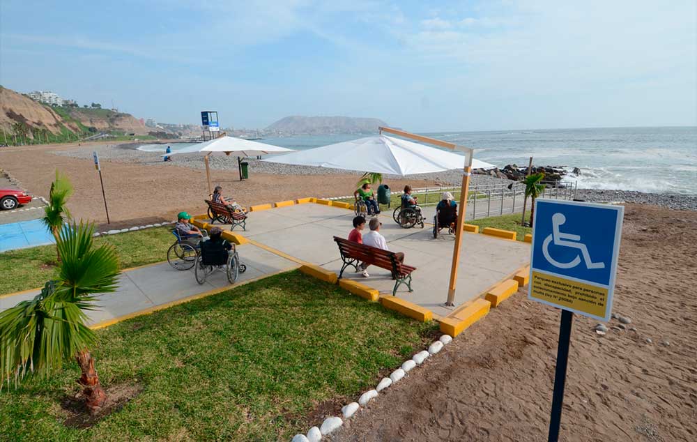 Playas fueron acondicionadas por la Municipalidad de Miraflores para que puedan ser disfrutadas por las personas con discapacidad.