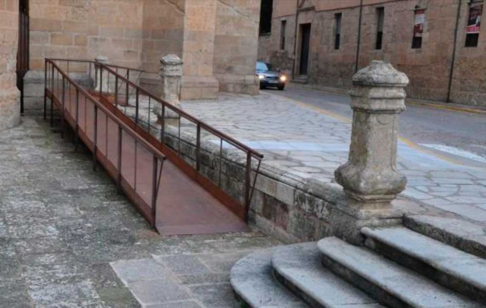 Una de las principales medidas adoptadas por Ciudad Rodrigo para la eliminación de barreras arquitectónicas para facilitar el turismo