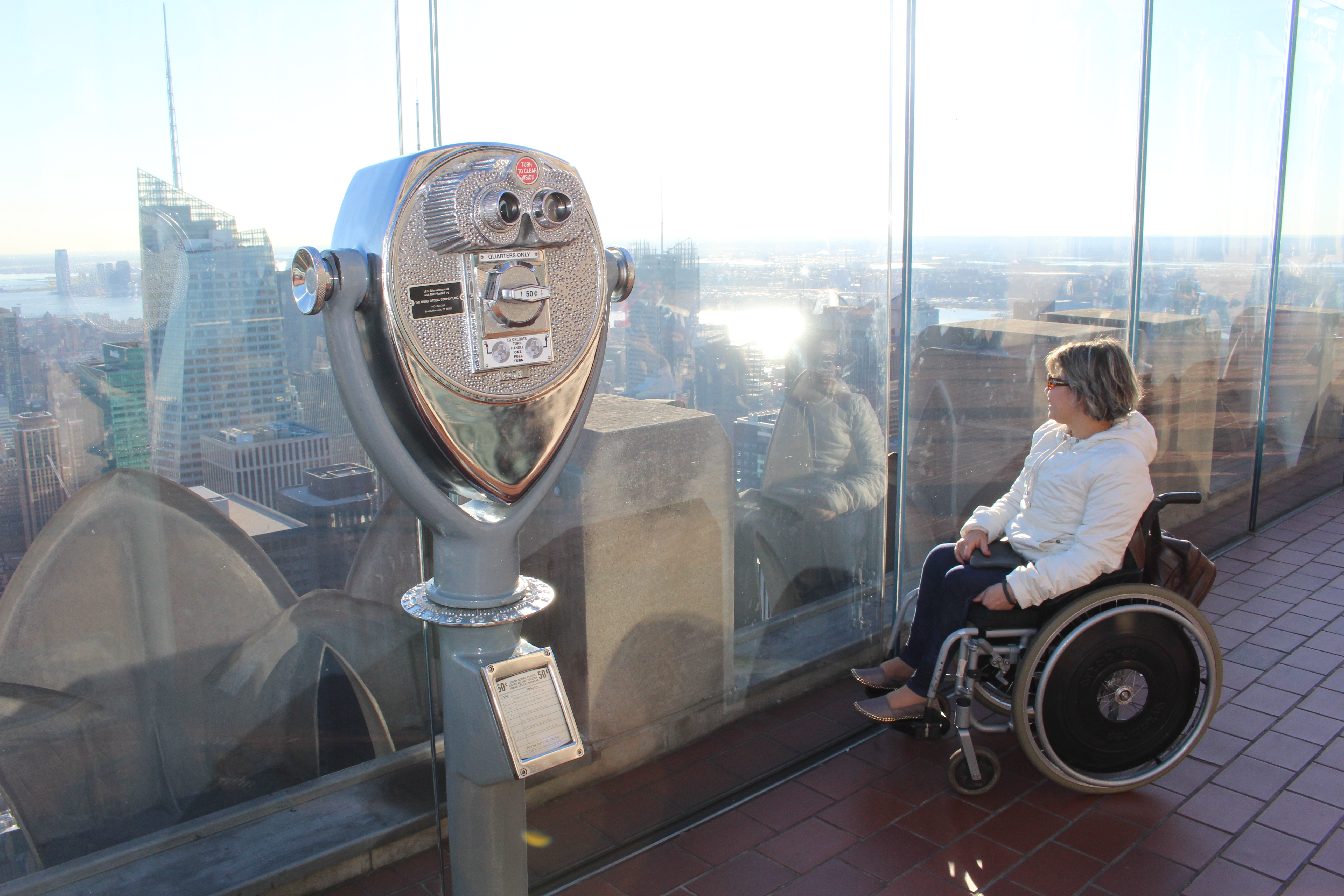 Laura Martins, do blog A Cadeira Voadora no Top of the Rock em Nova Iorque