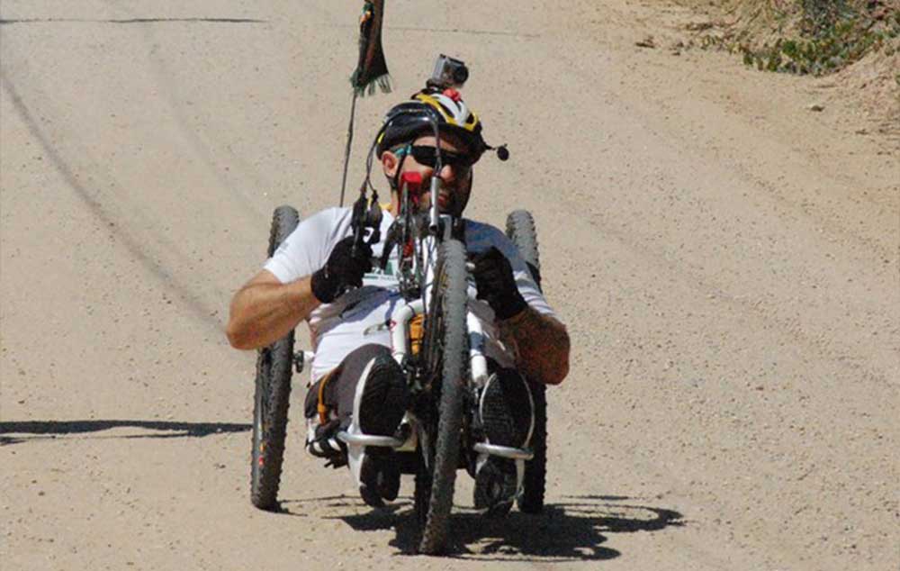 Aventura inclui trilhas de handbike e rafting pelas corredeiras do Rio Novo. ‘Expedição Inclusiva’ conta ainda com participação de deficiente visual.