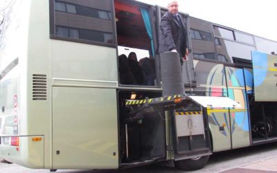 Inmetro proíbe cadeira de transbordo para acessibilidade em ônibus rodoviários