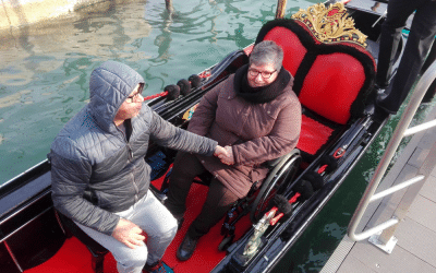 Las personas en silla de ruedas ya pueden viajar en góndola por Venecia