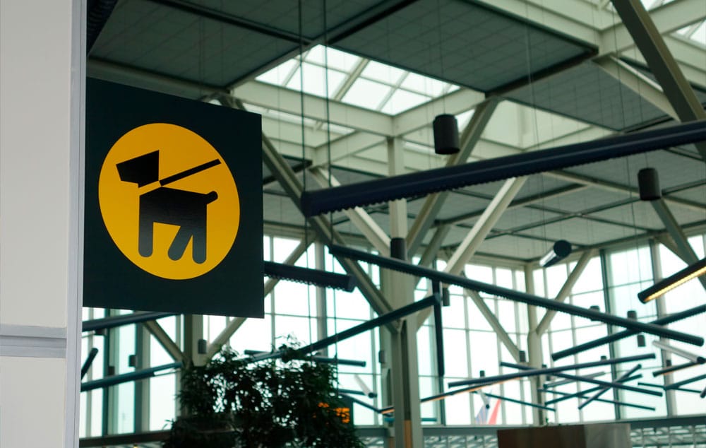 Vancouver International Airport recently unveiled Canada’s first in-terminal pet relief area.