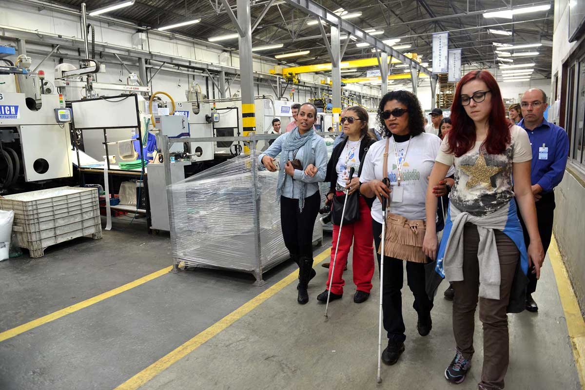 a-visita-faz-parte-do-programa-de-visita-monitorada-inclusiva-de-turismo-industrial-de-sbc