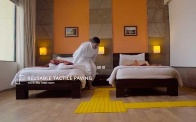 Hotel Ramada acessível. Iniciativa de turismo acessível criada para deficientes visuais.