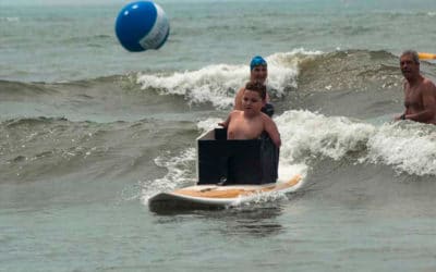 Onda BGF Praia Acessível em Bertioga. Inclusão no litoral.