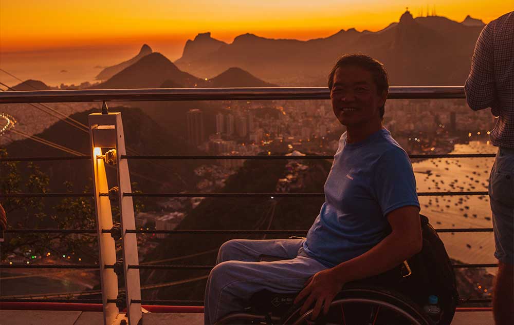 Man climbs CN Tower steps in wheelchair