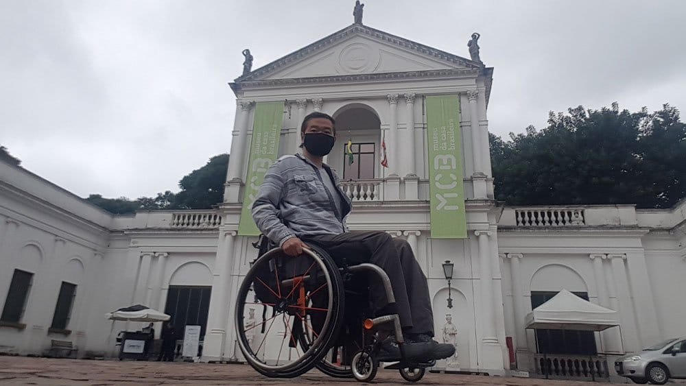 Man climbs CN Tower steps in wheelchair